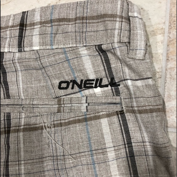 O’NEILL  plaid flat front short - Picture 2 of 2